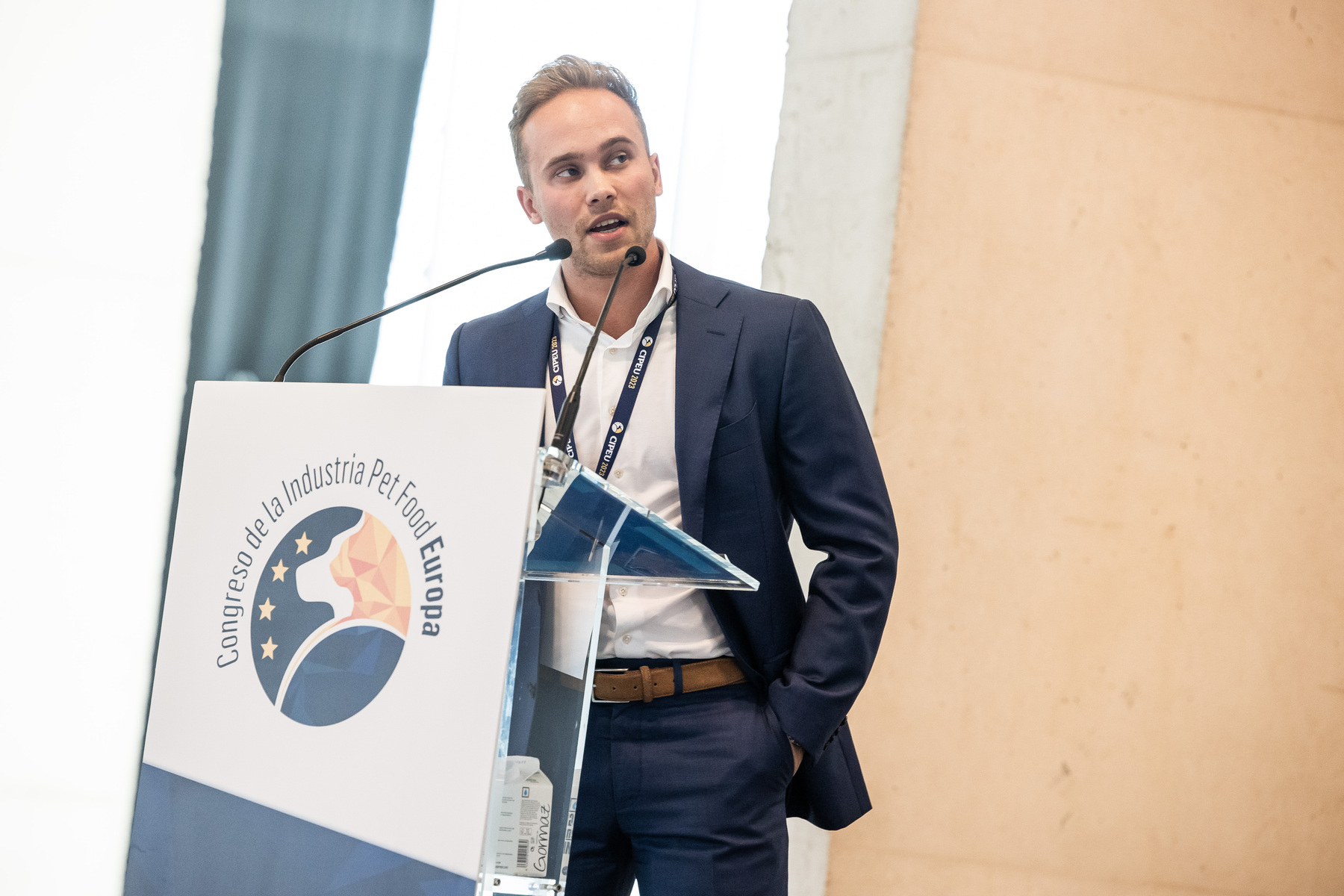 conferencias - cipeu (168)